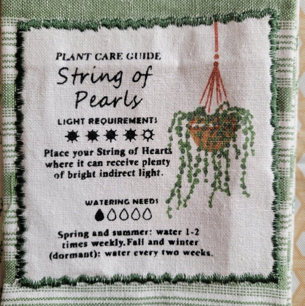 String of pearls kitchen towel set